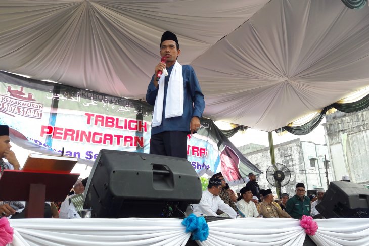 Ribuan umat Islam hadiri ceramah Ustadz Abdul Somad di Langkat