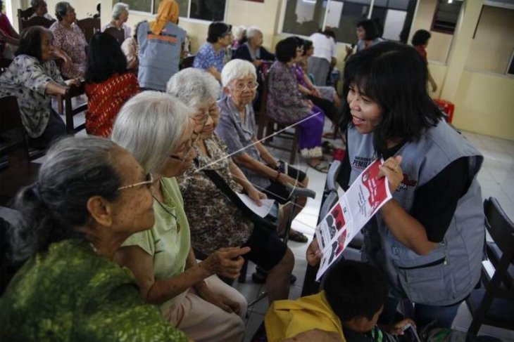 Sosialisasi pemilu untuk warga lansia