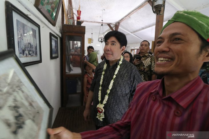 Guruh kunjungi rumah Soekarno masa kecil