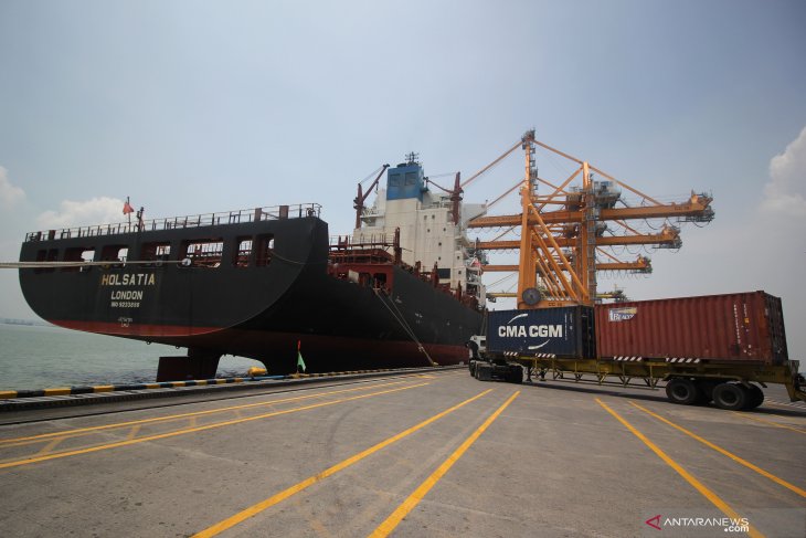 Peningkatan pelayanan bongkar muat kapal di TPS