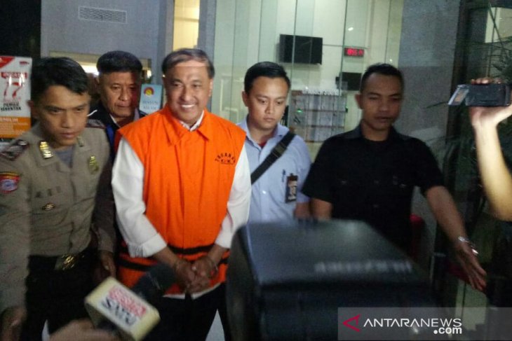 Commission issues summons to ex-House Speaker in e-ID graft case