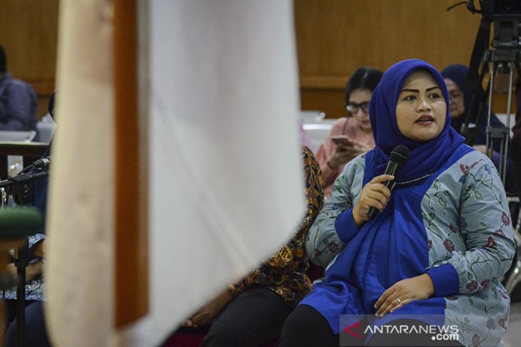 Sidang lanjutan Neneng Hasanah Yasin 