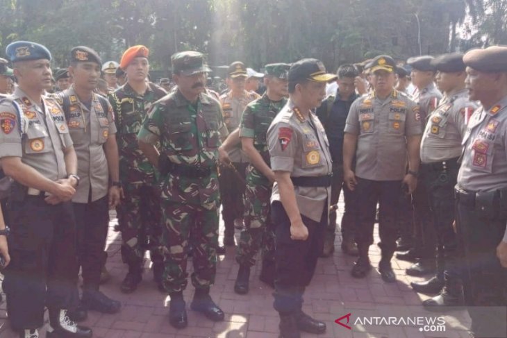 Panglima TNI dan Kapolri menjadi spirit sukseskan pengamanan pemilu