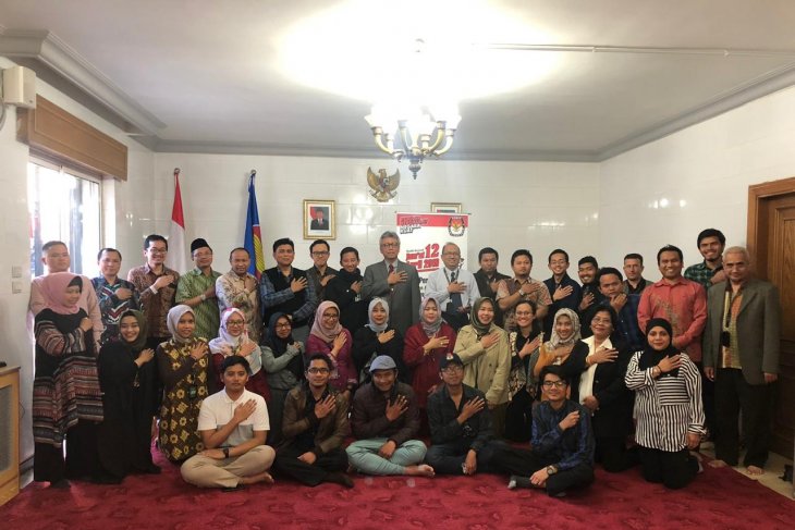 Indonesian Ambassador delivers message of peace for election in Jordan