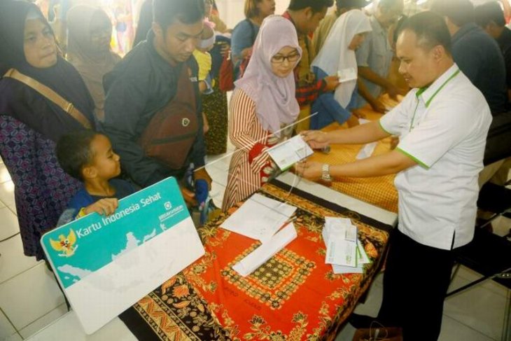 Pembagian Kartu Indonesia Sehat