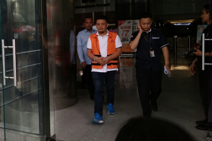 Tiga tersangka suap dana hibah di Kemenpora dilimpahkan ke penuntutan
