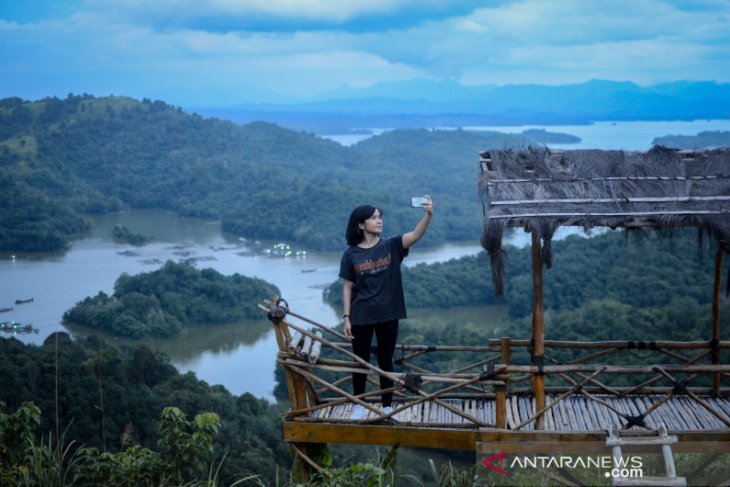 Wisata Bukit Matang Kaladan