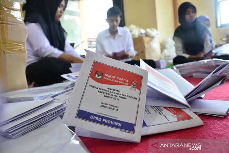 Pelipatan surat suara DPTb