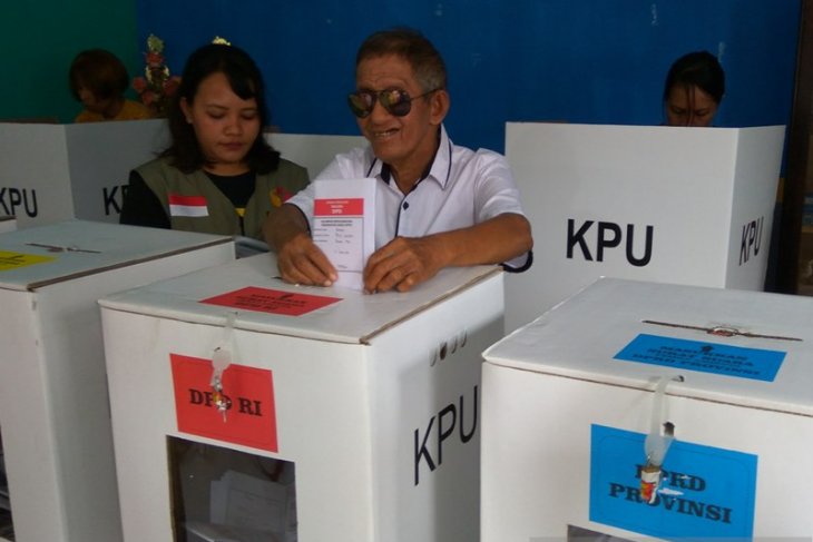 Penyandang disabilitas salurkan hak politik