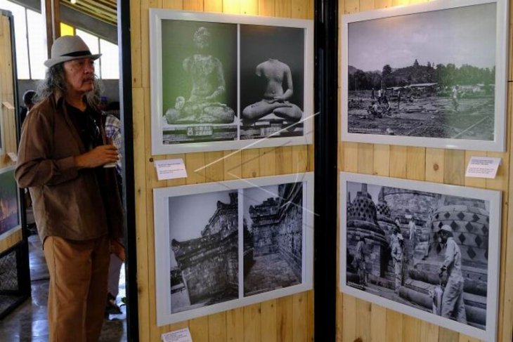 Pameran foto sejarah Candi Borobudur