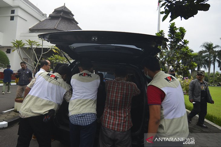 KPK geledah kantor Wali Kota Tasikmalaya 