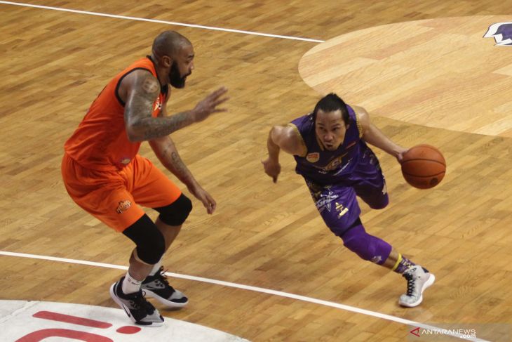 CLS Knights Indonesia lolos ke final ABL 2019