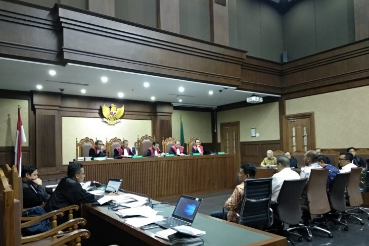 Mantan Sesmenpora disebut pernah dimintai dana Rp5 miliar oleh Menpora