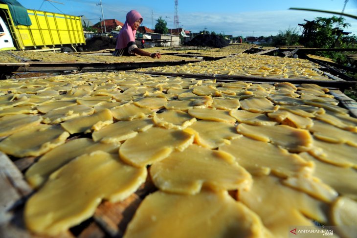 Produksi keripik tempe