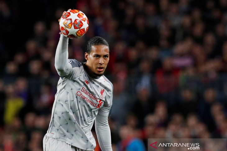 Dihajar Barca 3-0, Van Dijk: Kami tidak akan menyerah