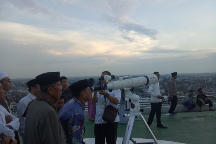Awan halangi pemantauan hilal di Palembang