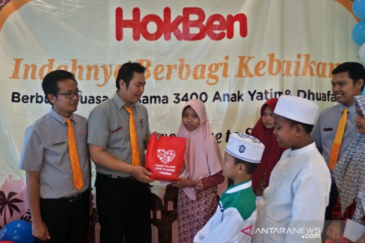 Buka puasa bersama anak yatim