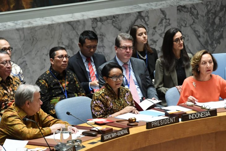 Menlu Retno: pasukan penjaga perdamaian contoh nyata kemitraan global