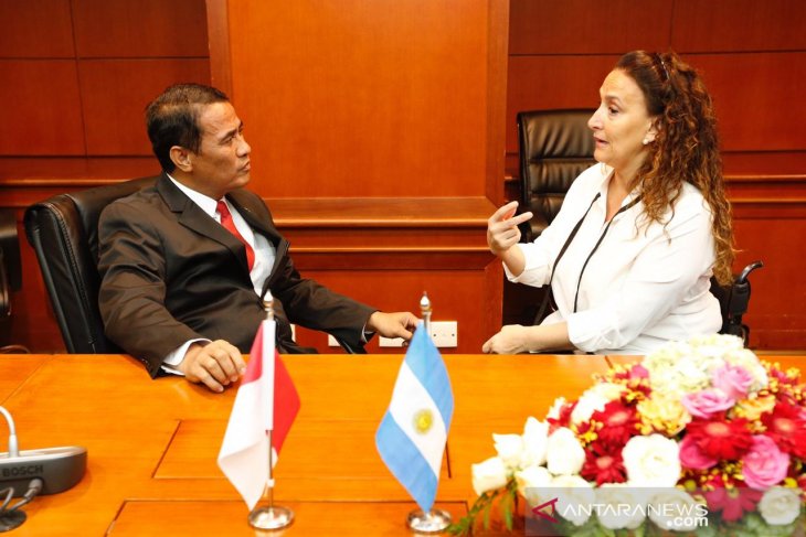 Minister does not accept Argentina's corn offer
