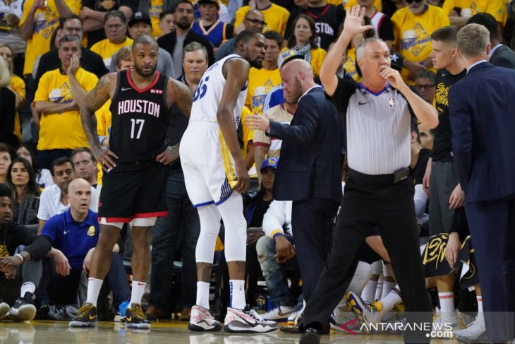 Warriors kehilangan Durant ungguli Rockets 3-2
