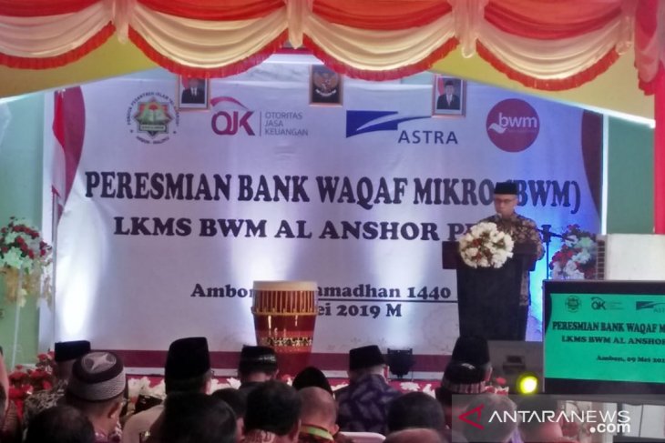 OJK resmikan bank wakaf mikro di Ambon