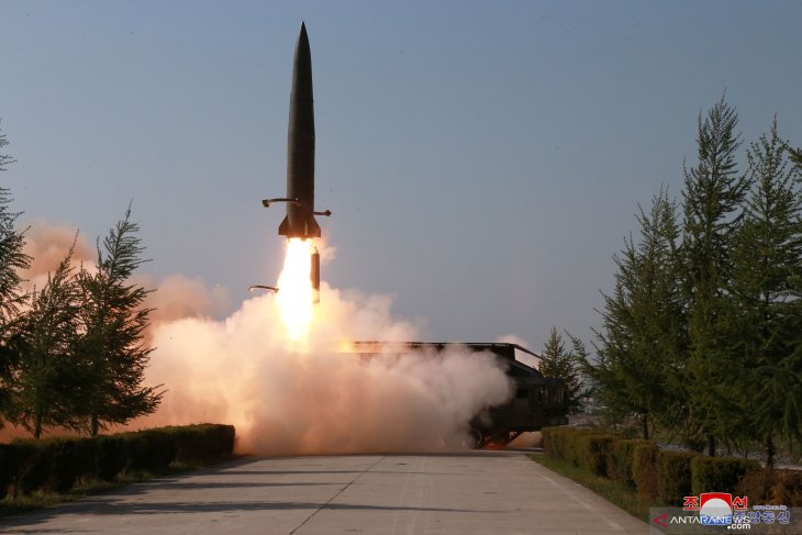 Kim Jong Un: Korut luncurkan rudal untuk peringatkan AS