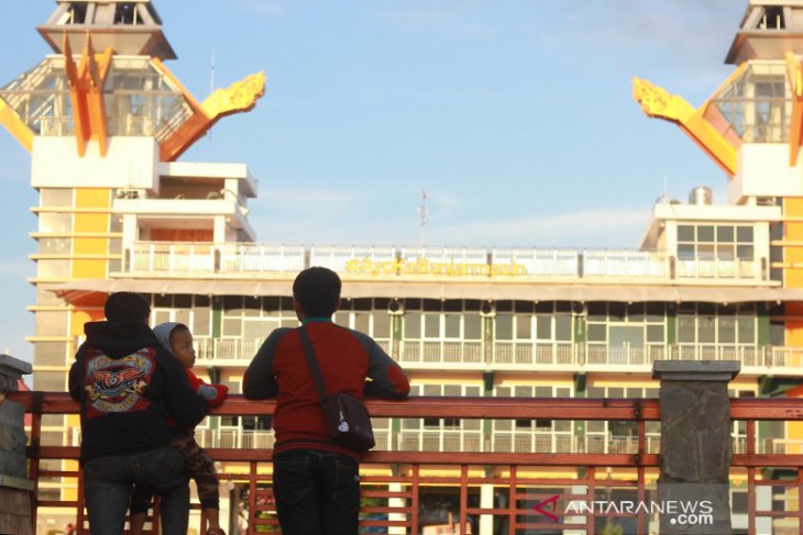 Ngabuburit Di Siring Sungai Martapura