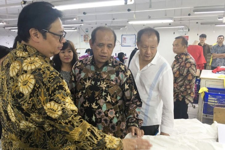 Indonesia's textile and clothing industry's growth reaches 18 percent