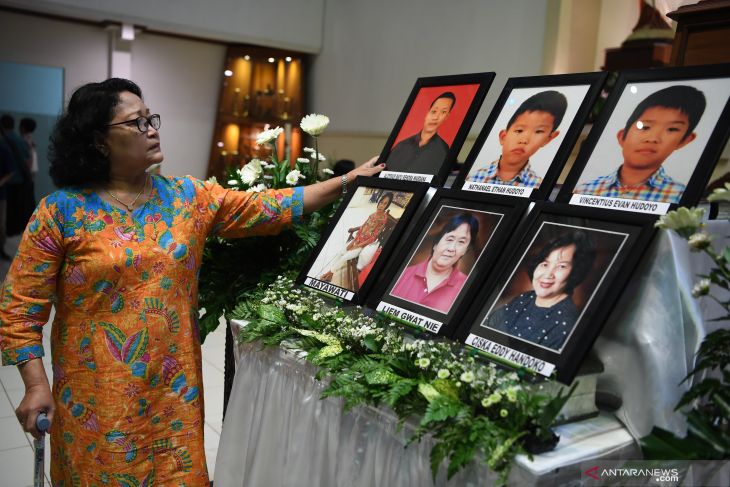 Peringatan Setahun Tragedi Bom Surabaya