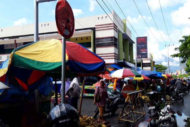 Disperindag PKL masih tempati areal terlarang selama Ramadhan