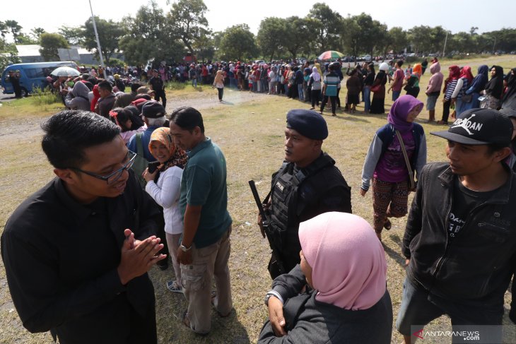 Layanan tukar uang sejumlah bank