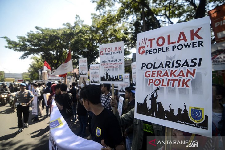 Aksi tolak People Power 