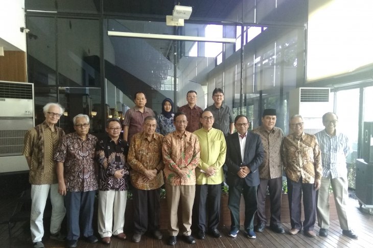 Mahfud MD mengaku jengkel melihat aksi anarkis perusuh