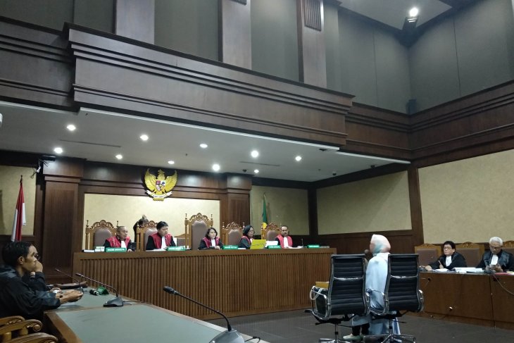 Mantan Dirut Pertamina dituntut 15 tahun penjara