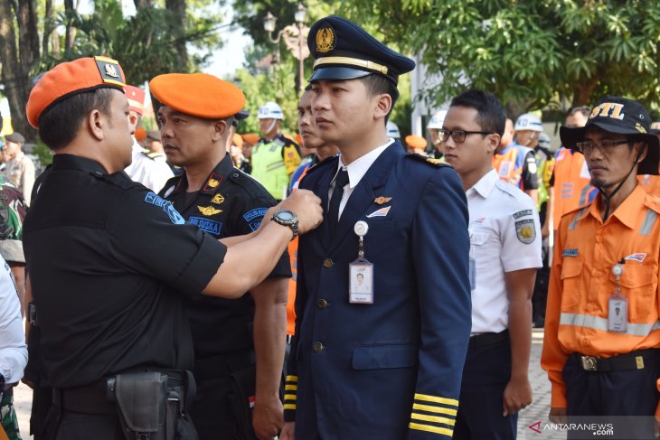 Apel pasukan pengamanan angkutan KA Lebaran