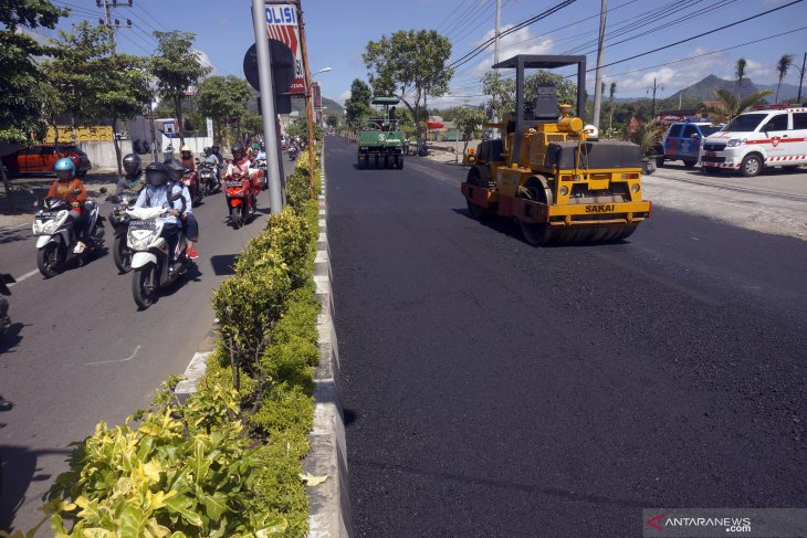 Perbaikan infrastruktur jalan
