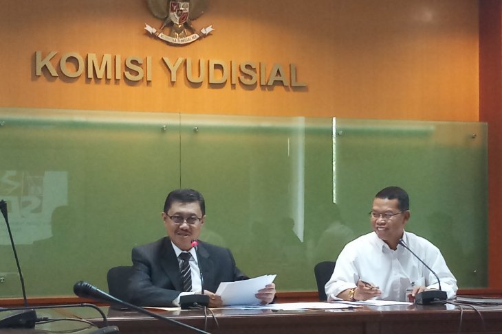 KY buka seleksi calon hakim agung