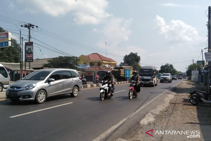 Pedagang musiman mulai jajakan dagangannya di Jalur Pantura