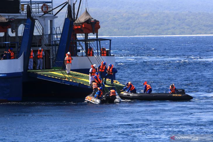 Simulasi pengamanan jalur mudik penyeberangan