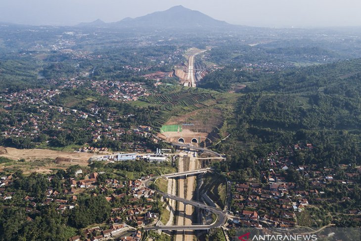 Jalur alternatif mudik tol Cisumdawu 