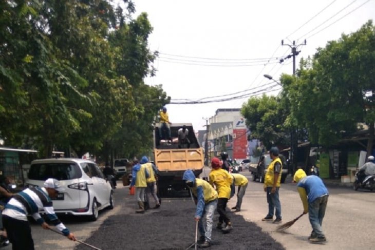 Dinas PUPR Tangerang bentuk tim pengawasan jalan rusak di jalur mudik