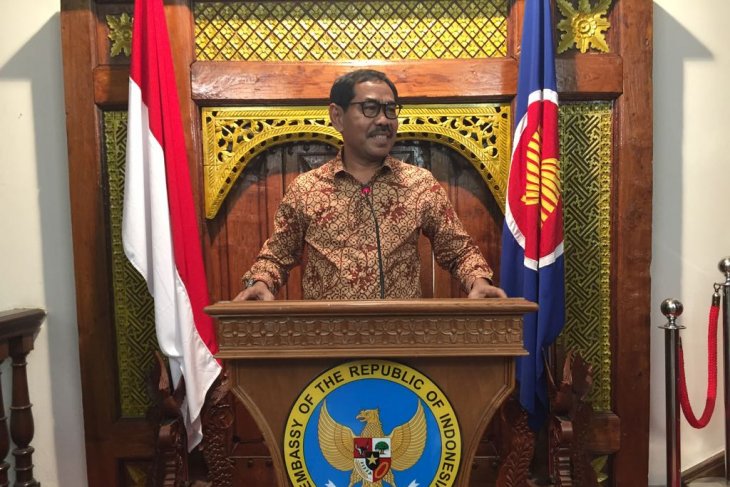 DPD RI sosok Ani Yudhoyono patut diteladani