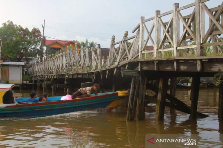 Kondisi Jembatan Ulin Kuin Memprihatinkan