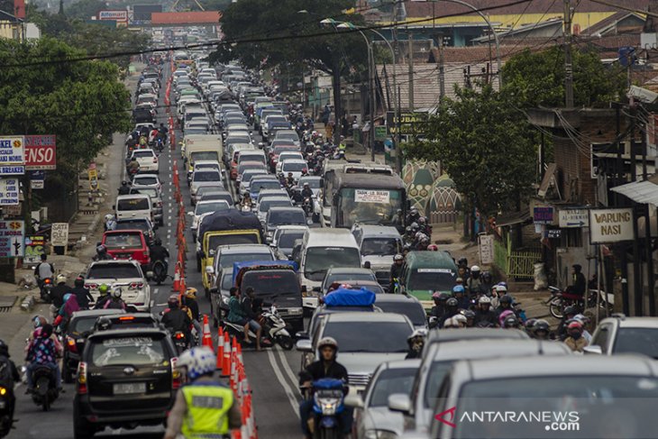 Arus balik kendaraan jalur Nagrek 