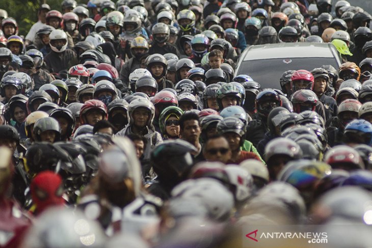 Arus balik kendaraan jalur Nagrek 