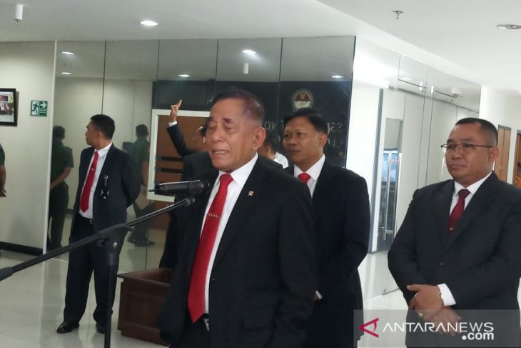 Defense Minister has not received letter from Kivlan Zein