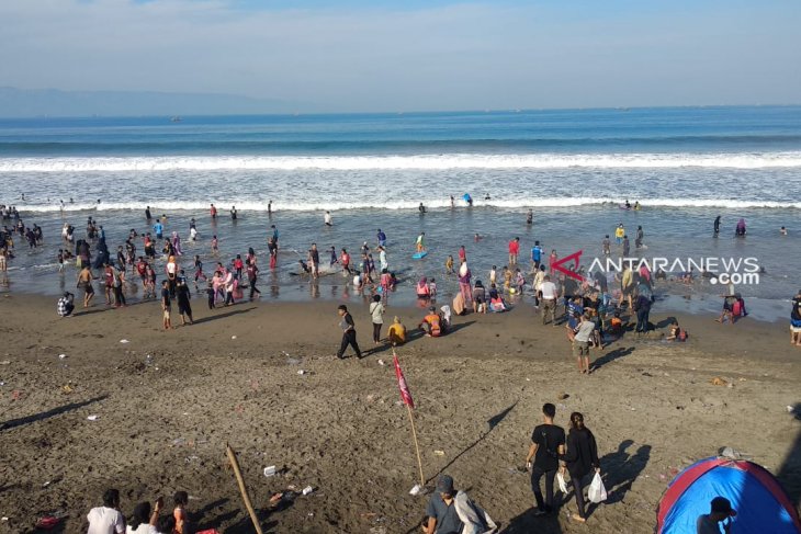 Balawista Sukabumi sudah evakuasi 27 wisatawan tenggelam di laut
