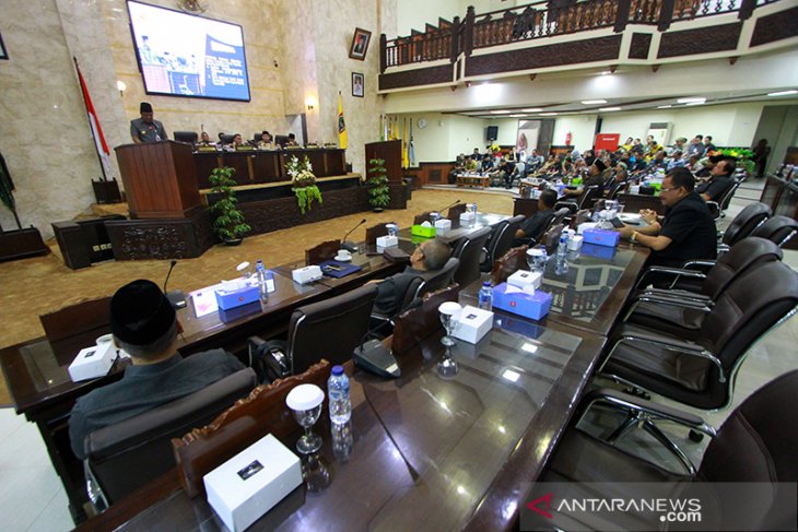 Suasana Rapat Paripurna DPRD Kalsel