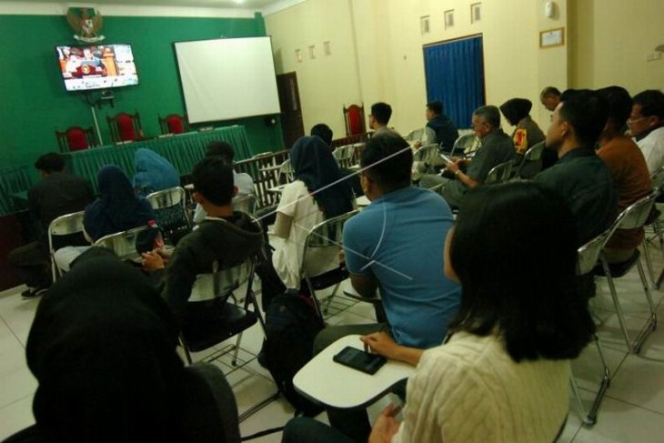 Nonton bareng sidang mahkamah konstitusi