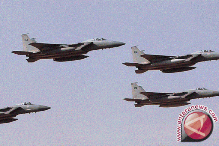 Koalisi Arab Saudi cegat 3 rudal balistik yang diluncurkan Houthi